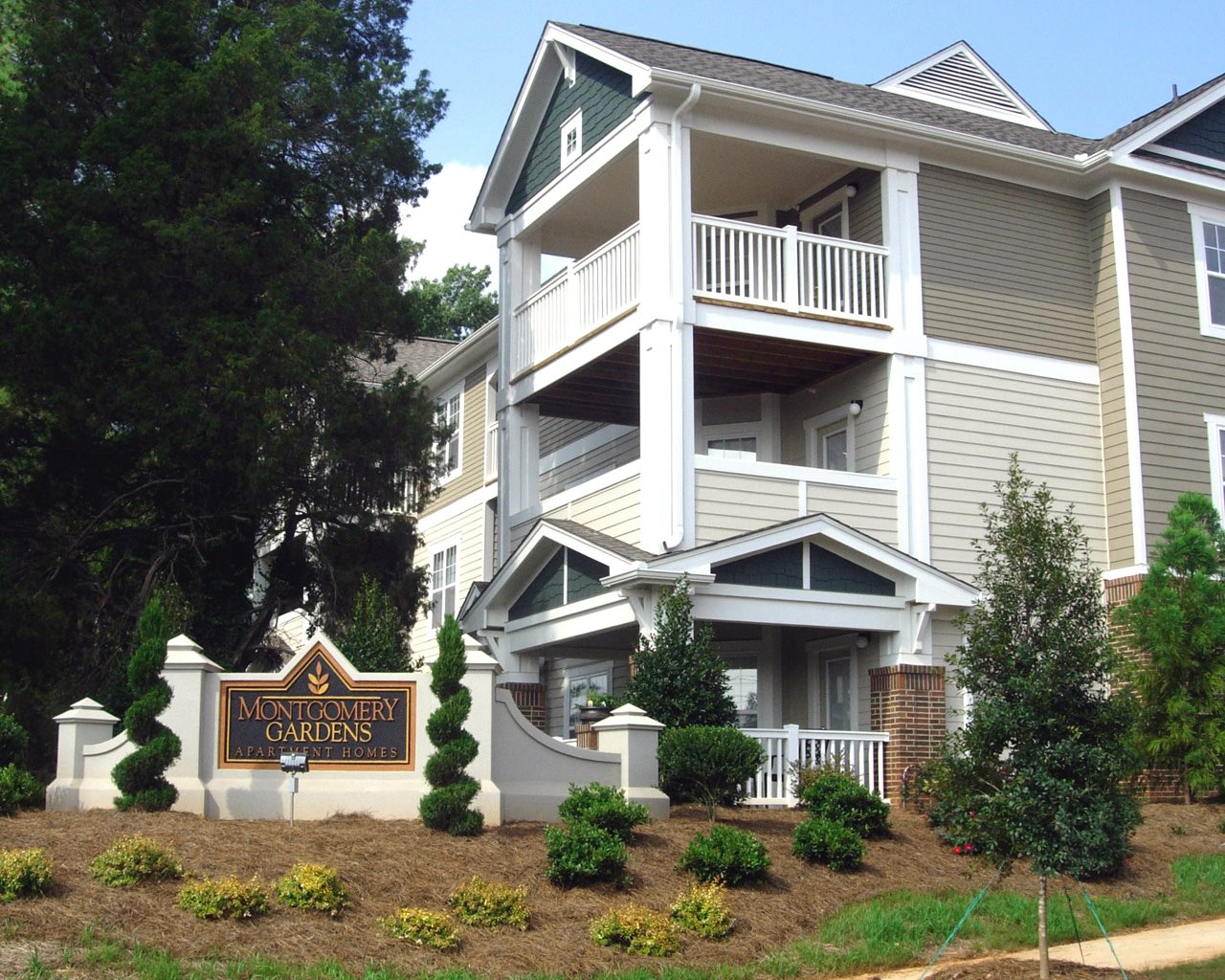 Montgomery Gardens Apartment Homes