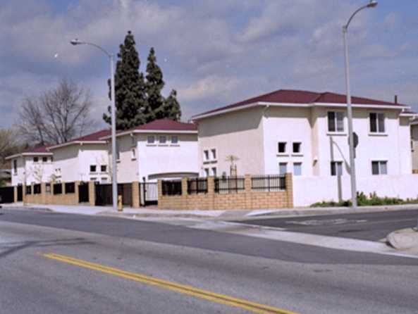 Villas del Castillo - Los Angeles Housing Partnership