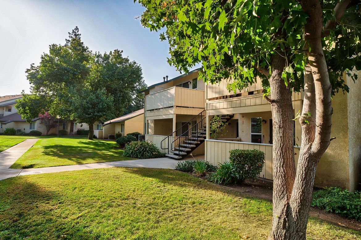 Park Meadows Apartments - Apartment Living in Bakersfield, CA