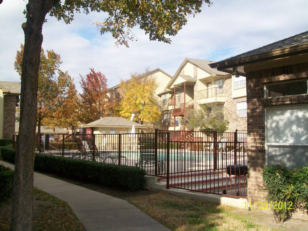 Meadows Apartments Garland