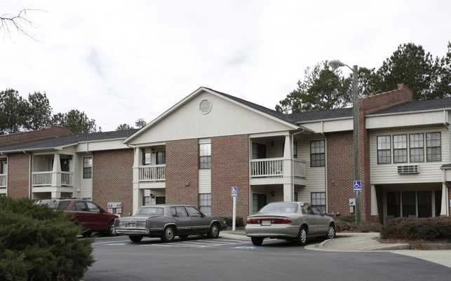 Laurelwood Apartments - SC