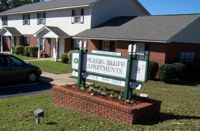 Pigeon Bluff Apartments