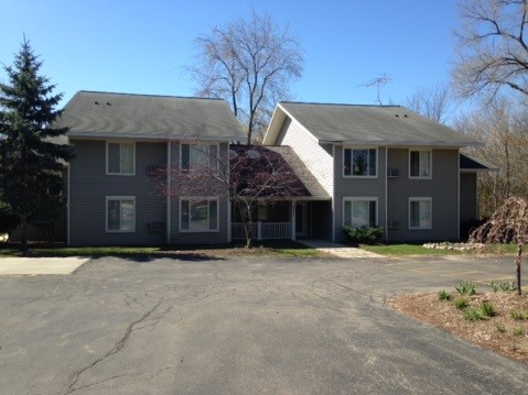 Willow Wood Apartments - WI