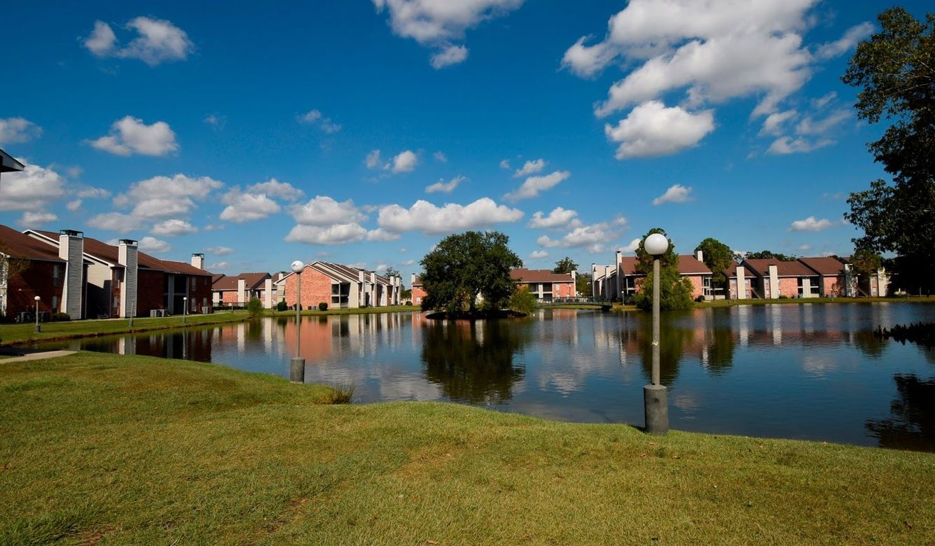 Jefferson Lakes Apartments