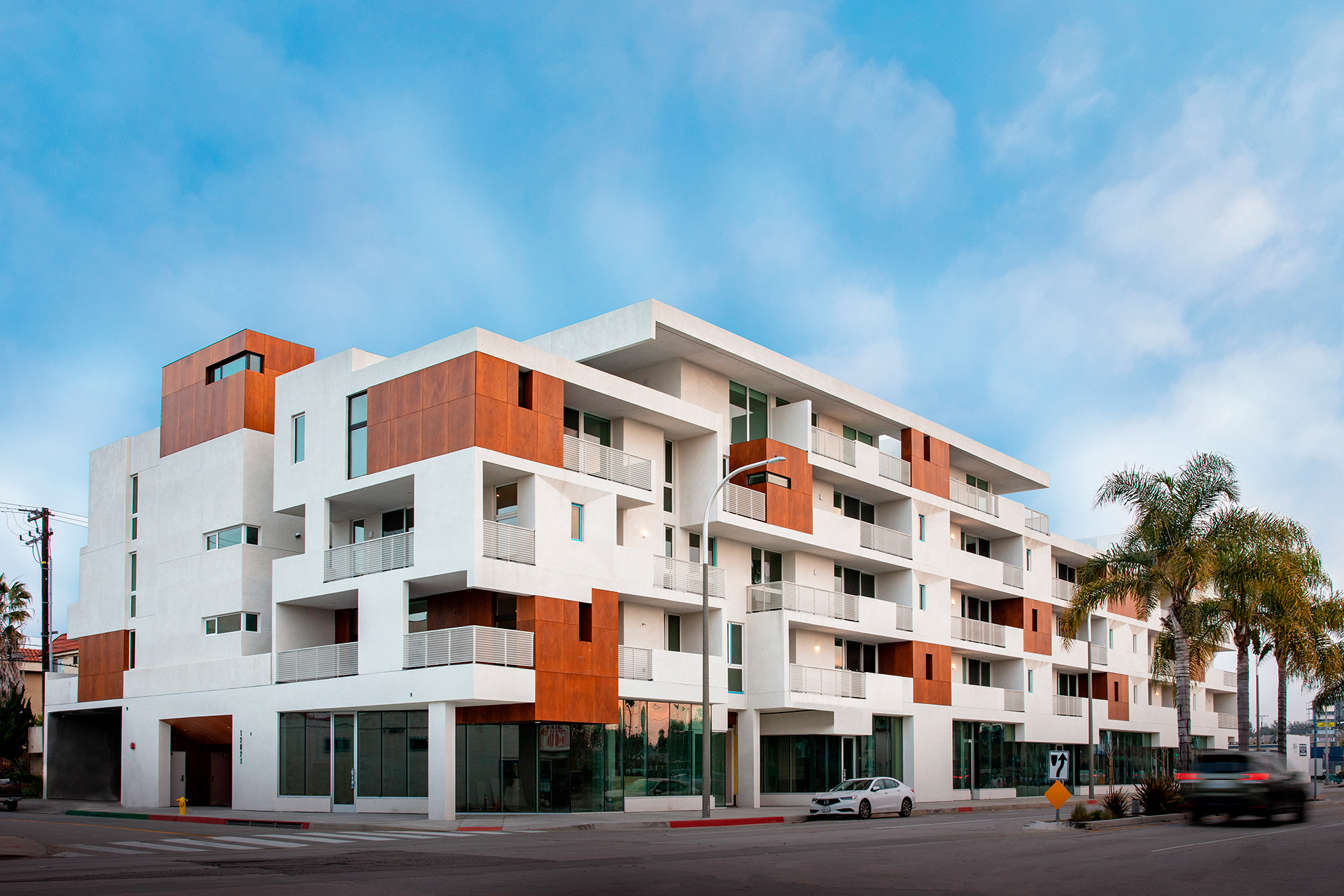 The Lucky Apartments 