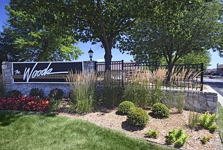 Woods of Castleton Apartments and Townhomes