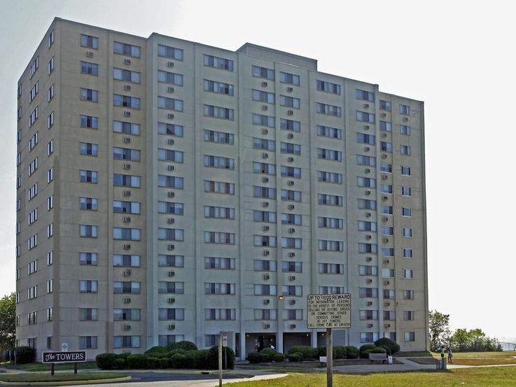 The Towers Affordable Apartments 700 Waterfront Circle, Newport News, VA 23607