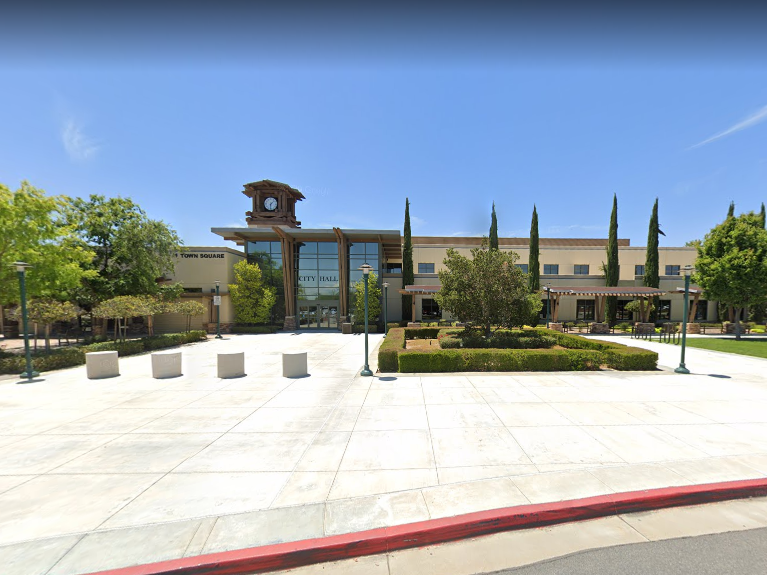 Fountain Glen at Grand Isle Senior Apartments 24405 Village Walk