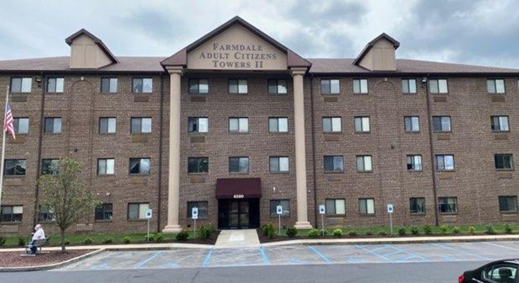 Farmdale Tower II Senior Apartments