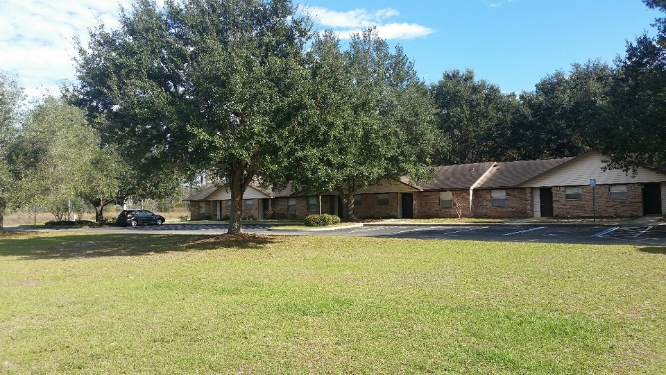 Fruitland Acres Apartments 