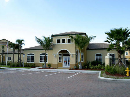 Lexington Palms at The Forum Apartments