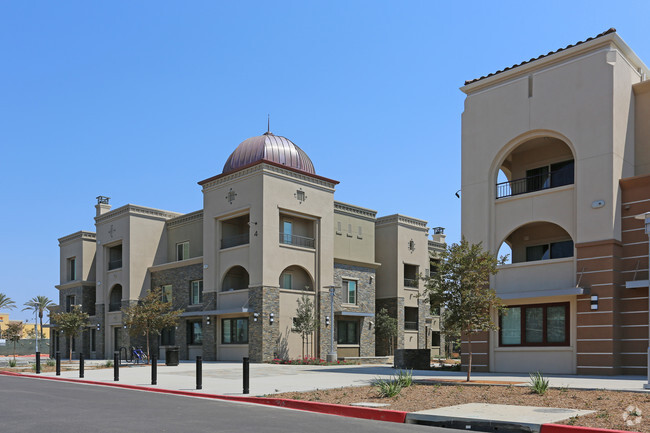 Promenade At Creekside Apartments