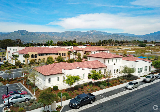 Valencia Grove Apartments Redlands