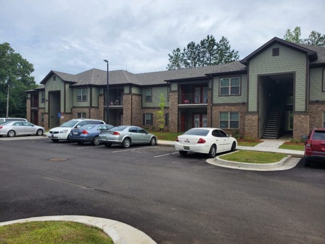 Lodges on Lincoln Low Income Family Apartment