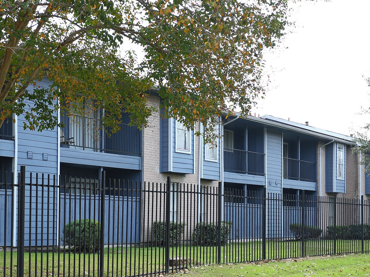 Arbor Court Aka Skyway Affordable Apartments