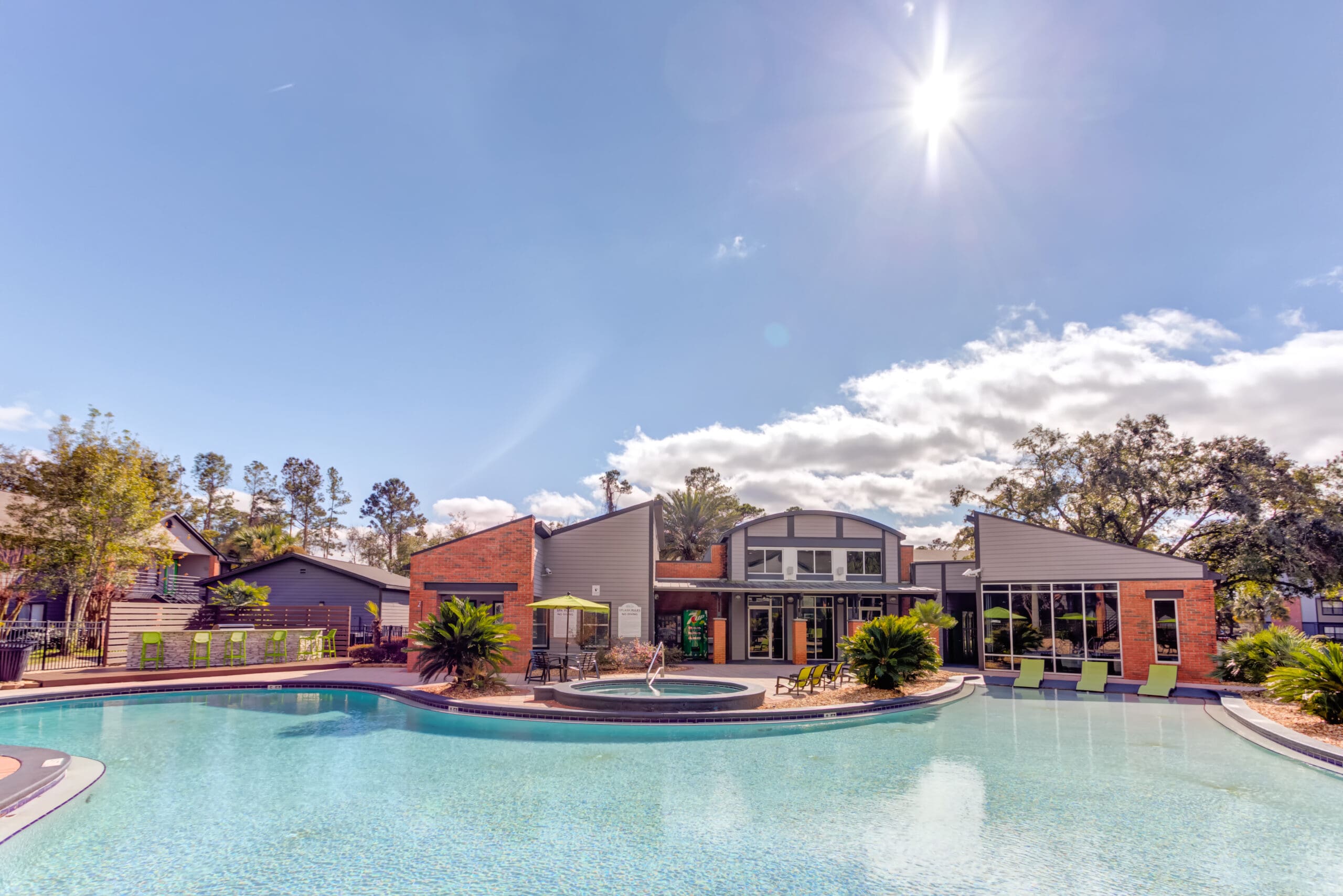 The Social 2700 Apartments / Low-income Renters