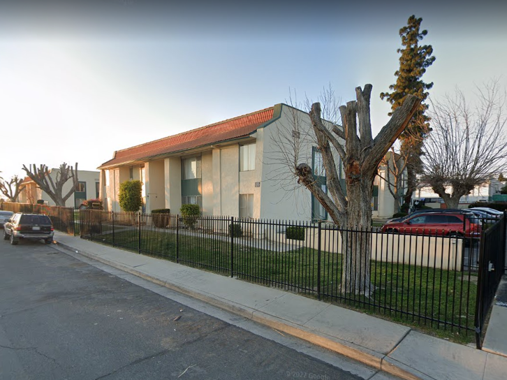 Agua Terrace Apartments, Bakersfield, CA Low Housing Apartment