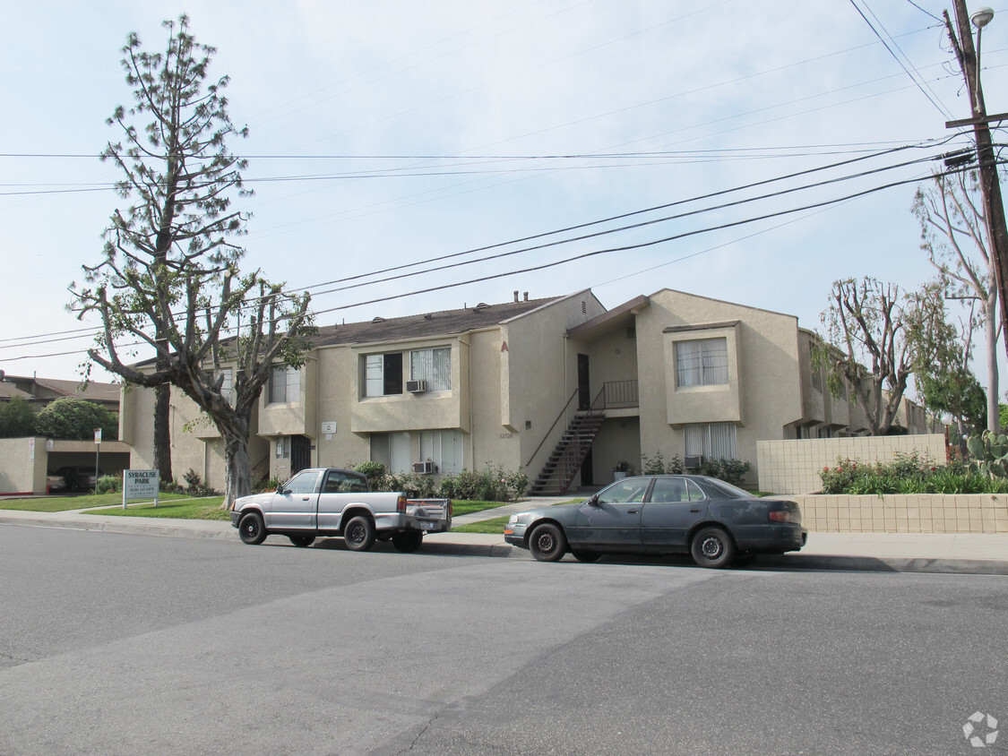 Syracuse Park Apartments