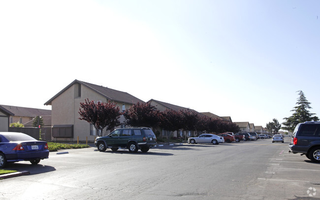 Gabilan Plaza Apartments