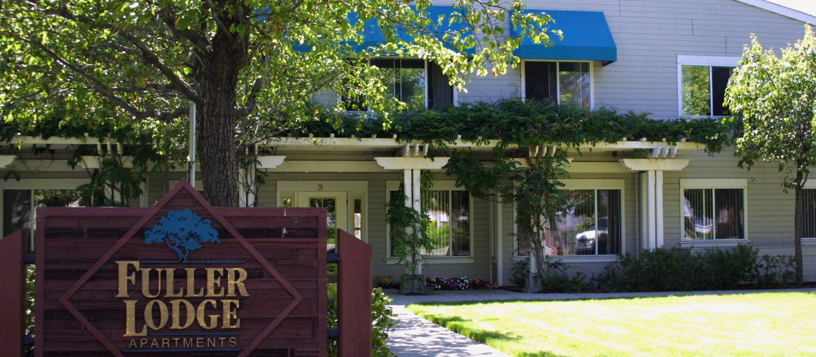 Fuller Lodge Apartments