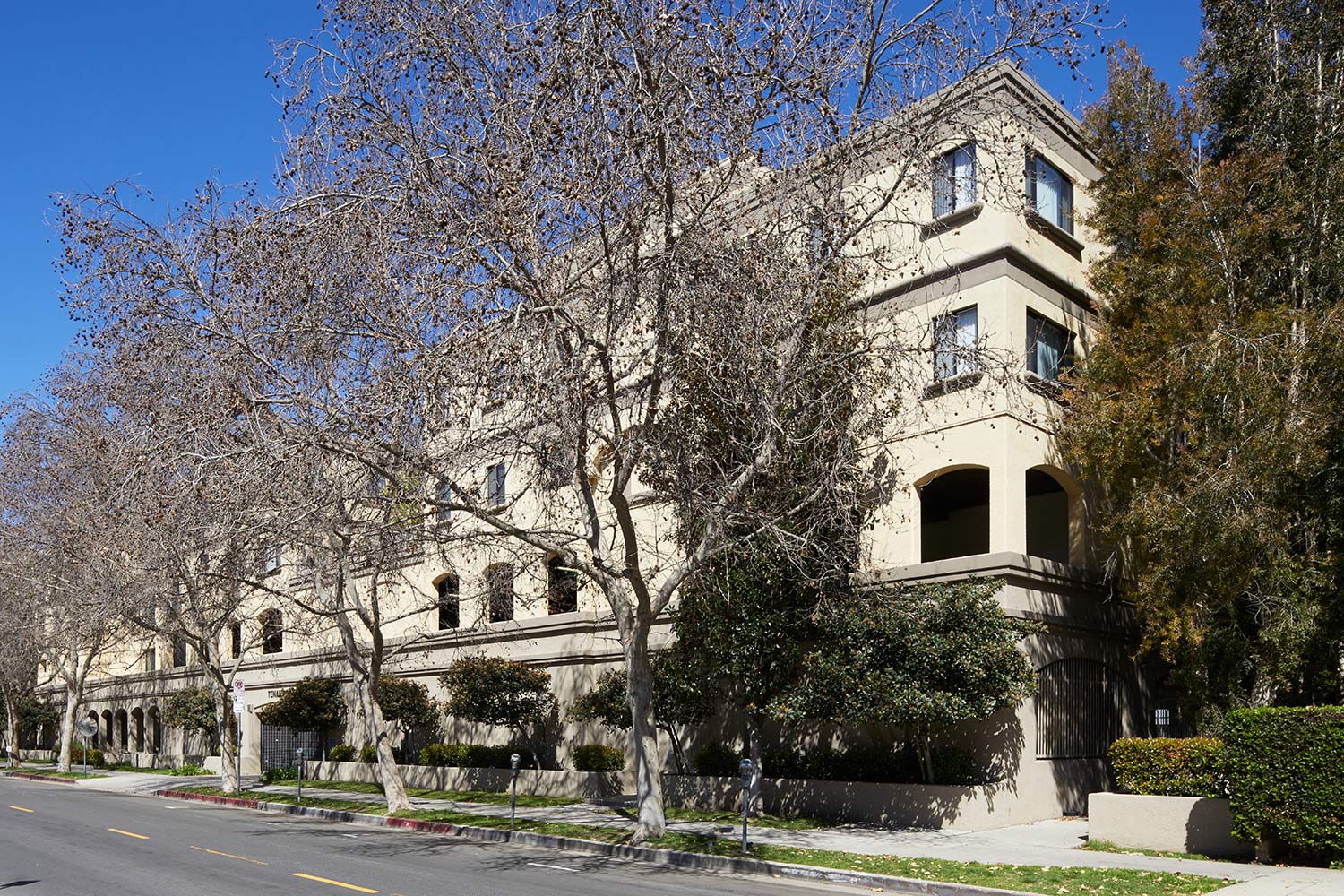 Sherman Oaks Senior Housing