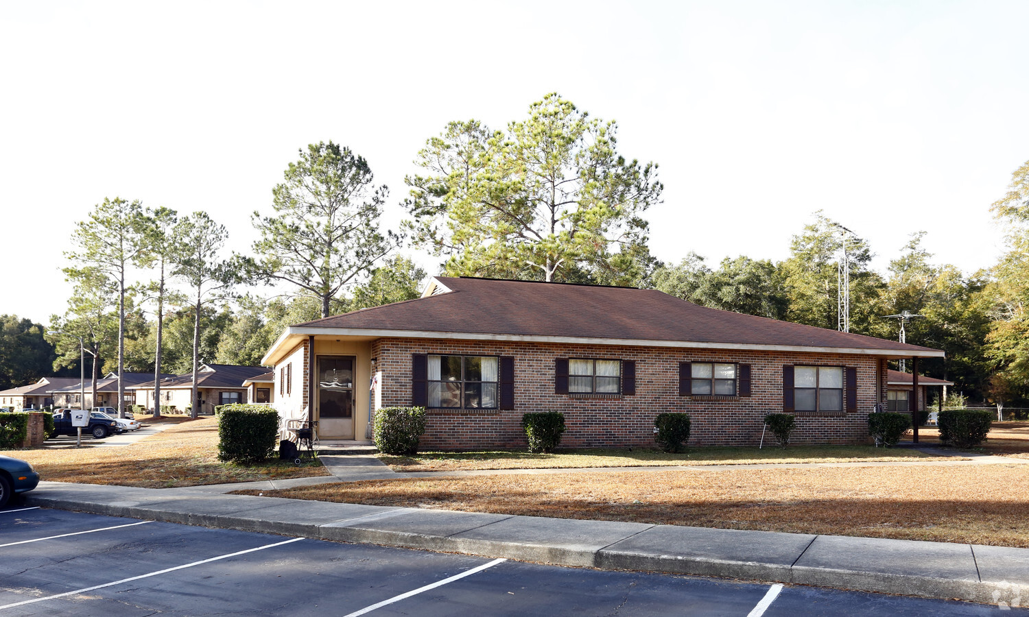 Astor Village Apartments