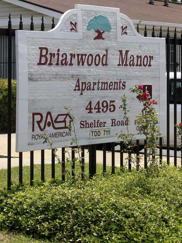 Briarwood Manor Apartments