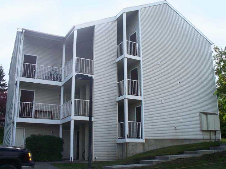 Oakridge Apartments