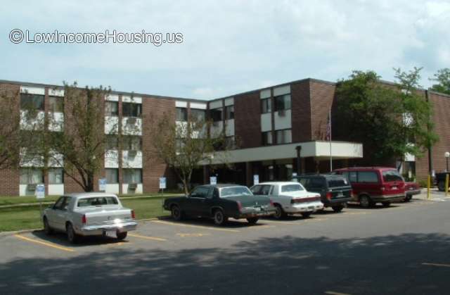 Crossroads Square Affordable Apartments