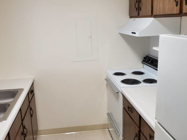 Somerset Plaza Tower Affordable Apartments, Wichita, KS