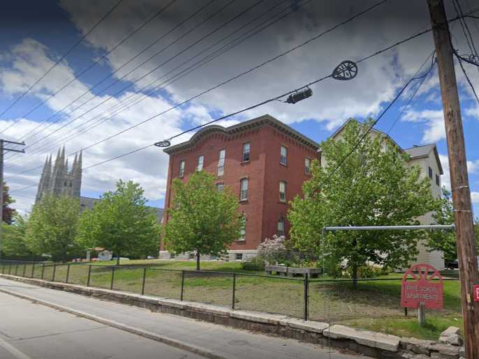 Frye School Housing For The Elderly