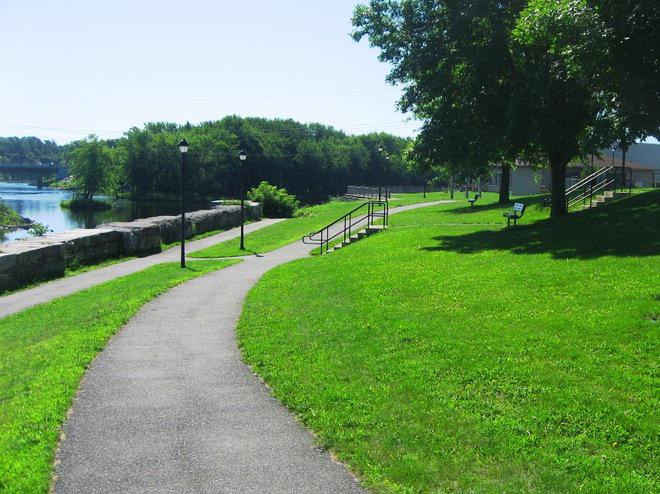 Penobscot River House Apartments