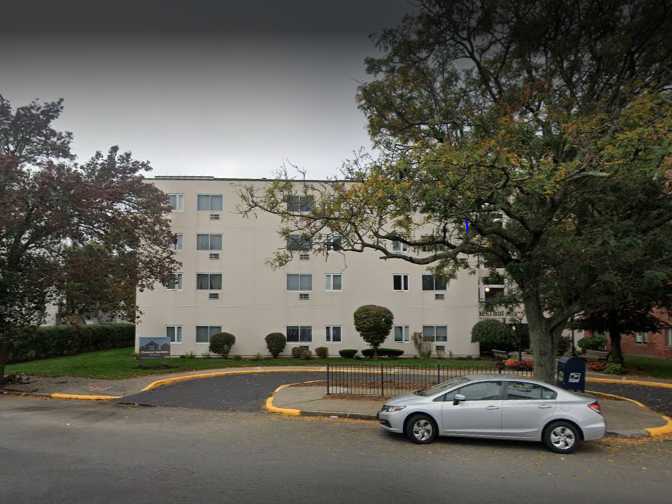 Chestnut Gardens Apartments