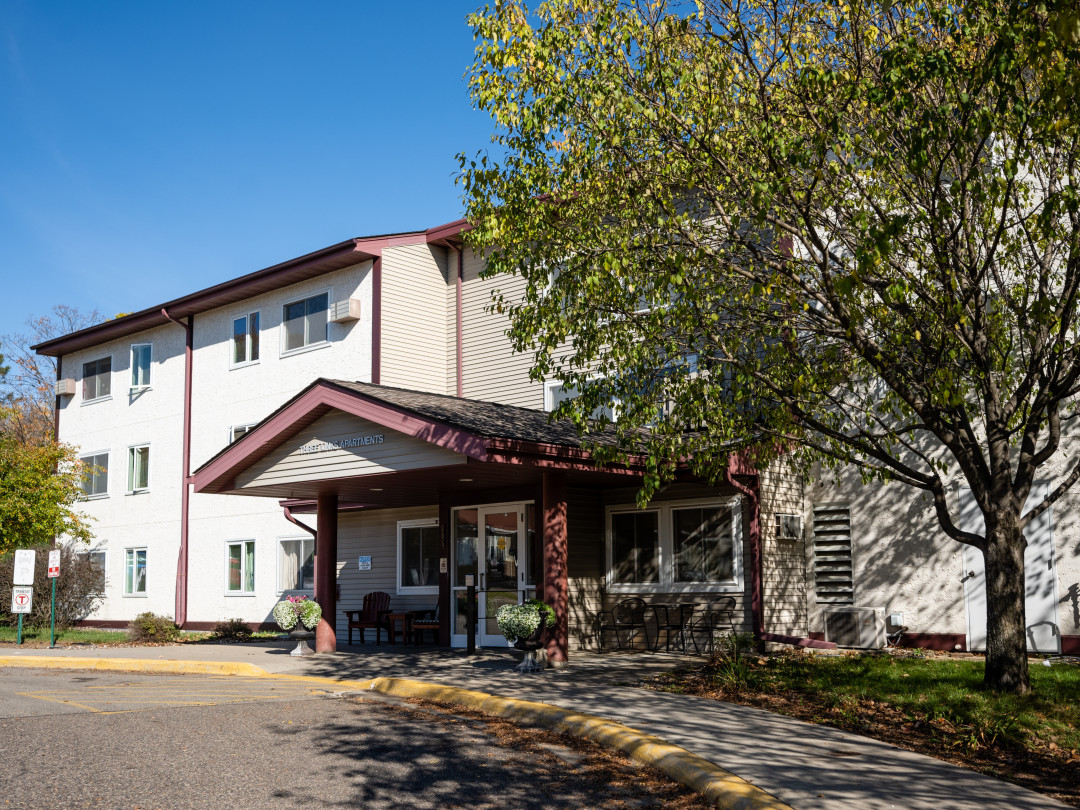 Three Links Apartments Senior Assisted Living