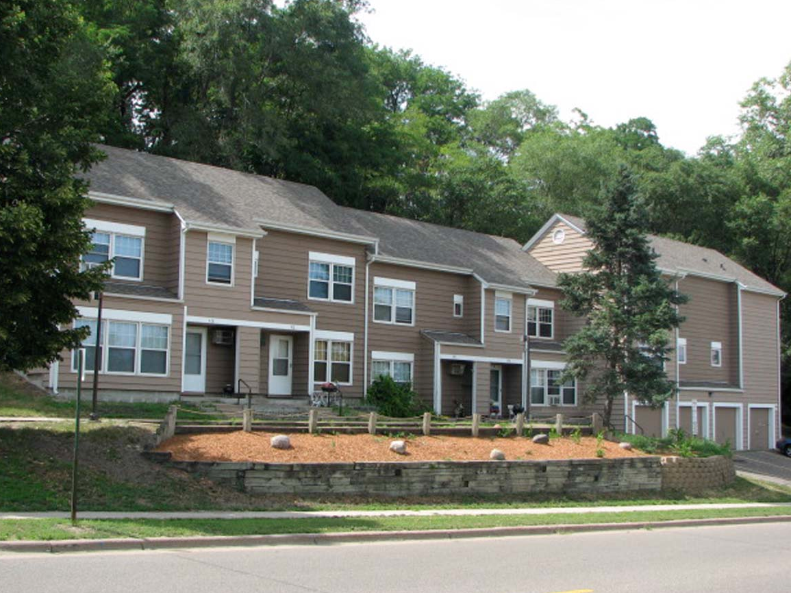 Camber Hills Townhomes 450 Camber Ave, South Saint Paul, MN 55075