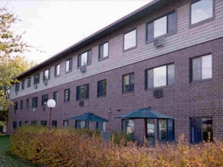 Becker Apartments, Willmar, MN Low Housing Apartment