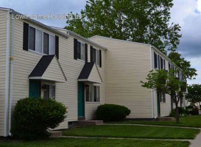 Columbia Square Townhomes