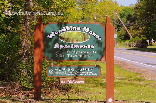 Woodbine Manor Apartments