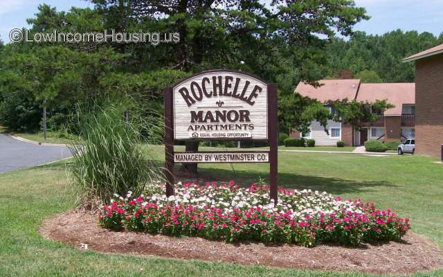 Rochelle Manor Apartments