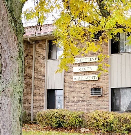 Crestline Manor Apartments