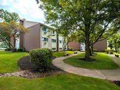 Wyandot Square Apartments