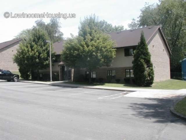 Cedarwood Apartments