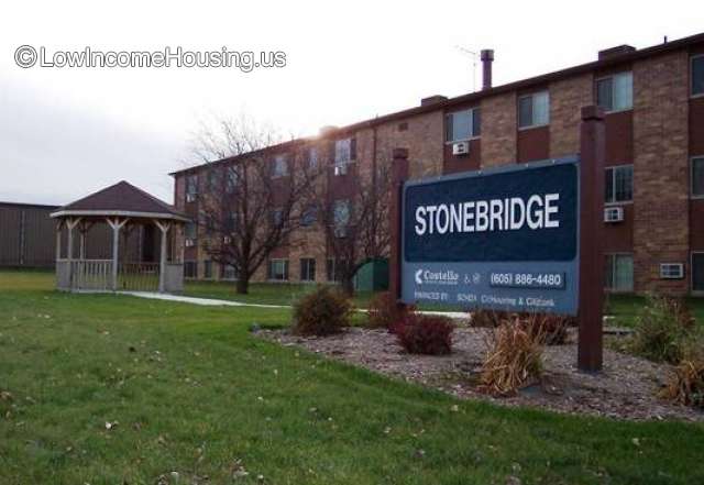 Stone Bridge Apartments