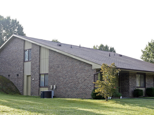 Renaissance Square Low income Apartments