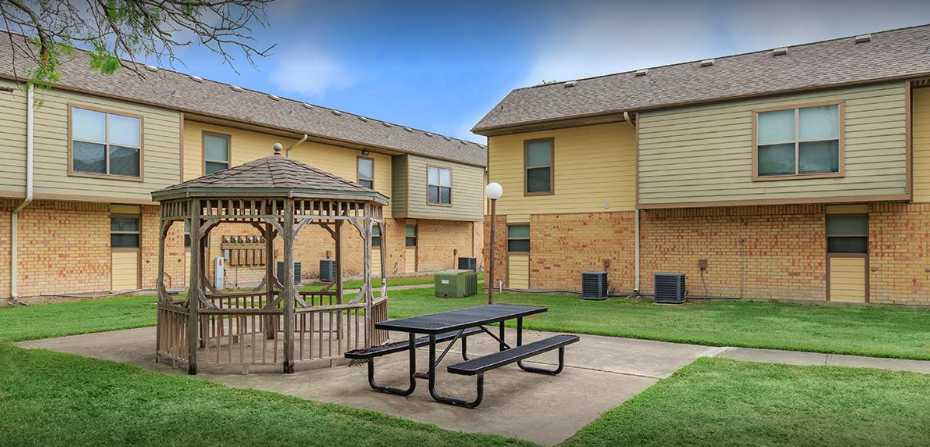 Candlewick Town Homes