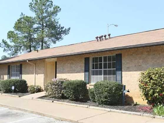 Longview Square Apartments.