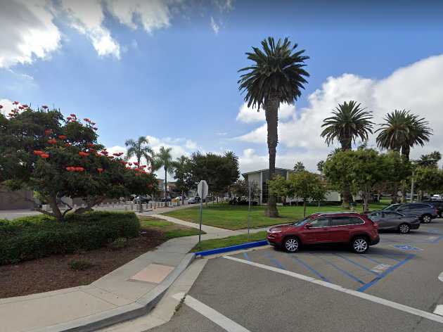 The Fountains At Huntington Beach