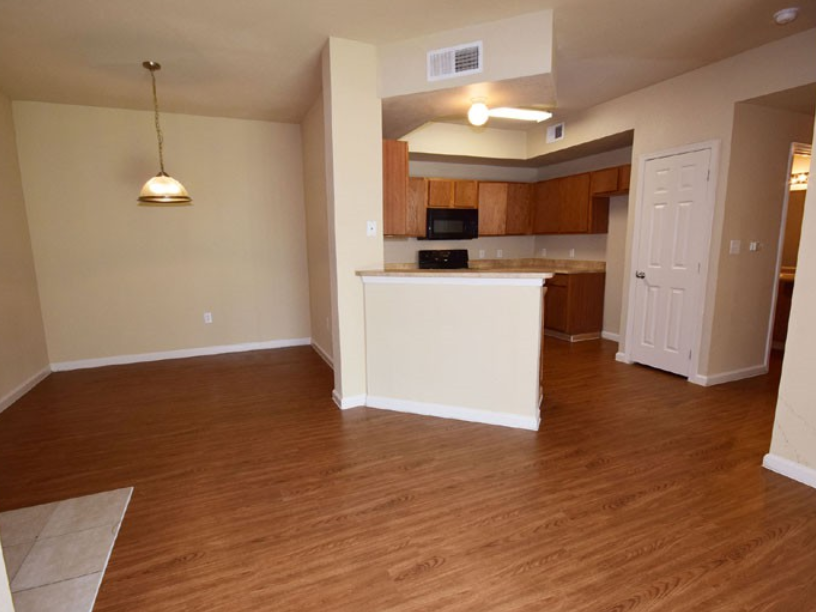 Lansbourough Apartments 10010 Cullen Blvd, Houston, TX 77051