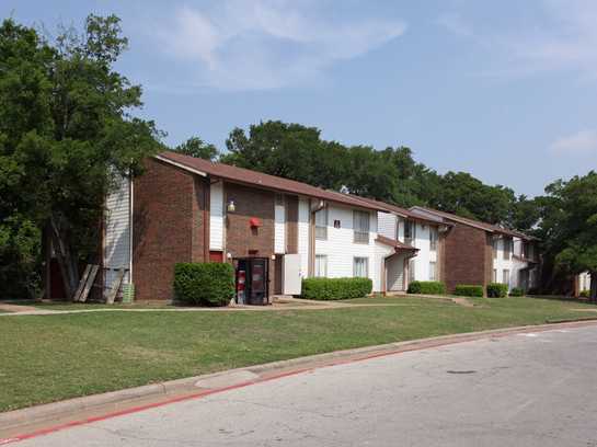 Woodhollow Apartments