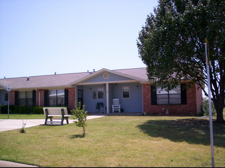Stroud Senior Village 210 S 6th Ave, Stroud, OK 74079